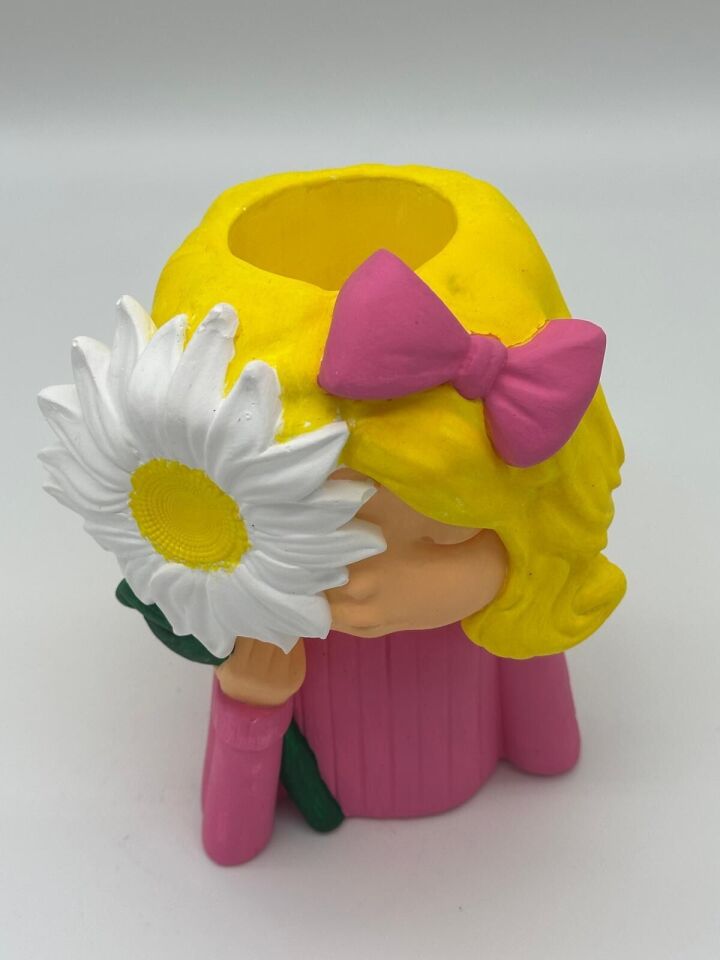 Gözü Ayçiçekli Kız Pembe