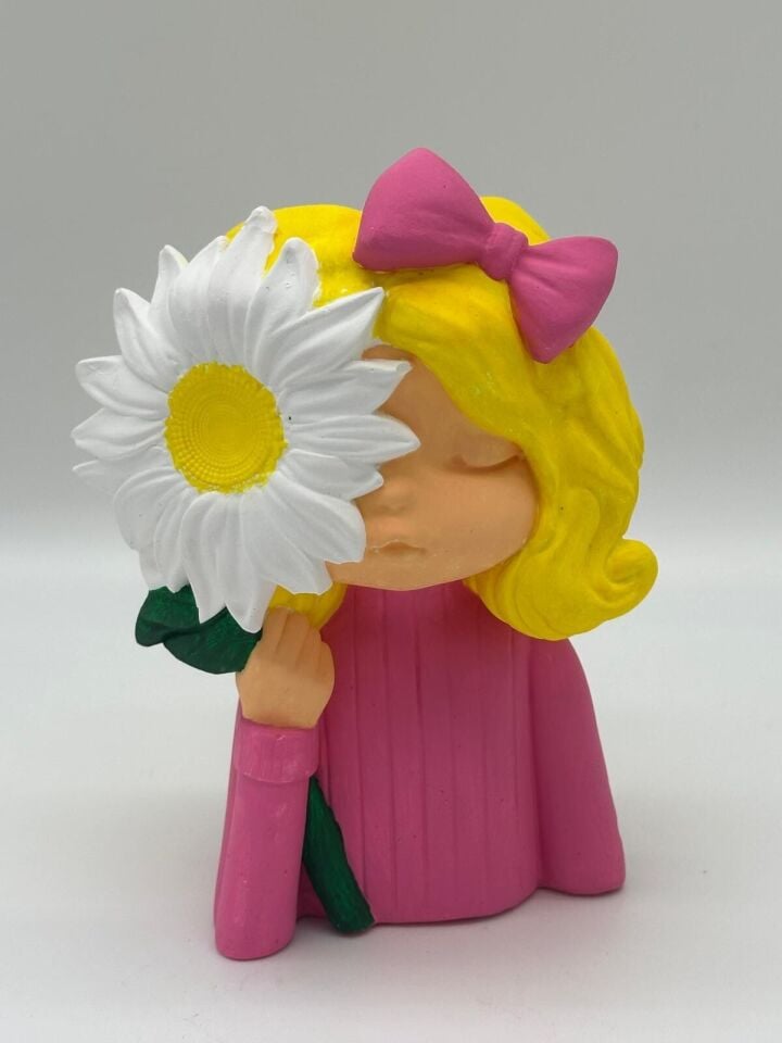 Gözü Ayçiçekli Kız Pembe