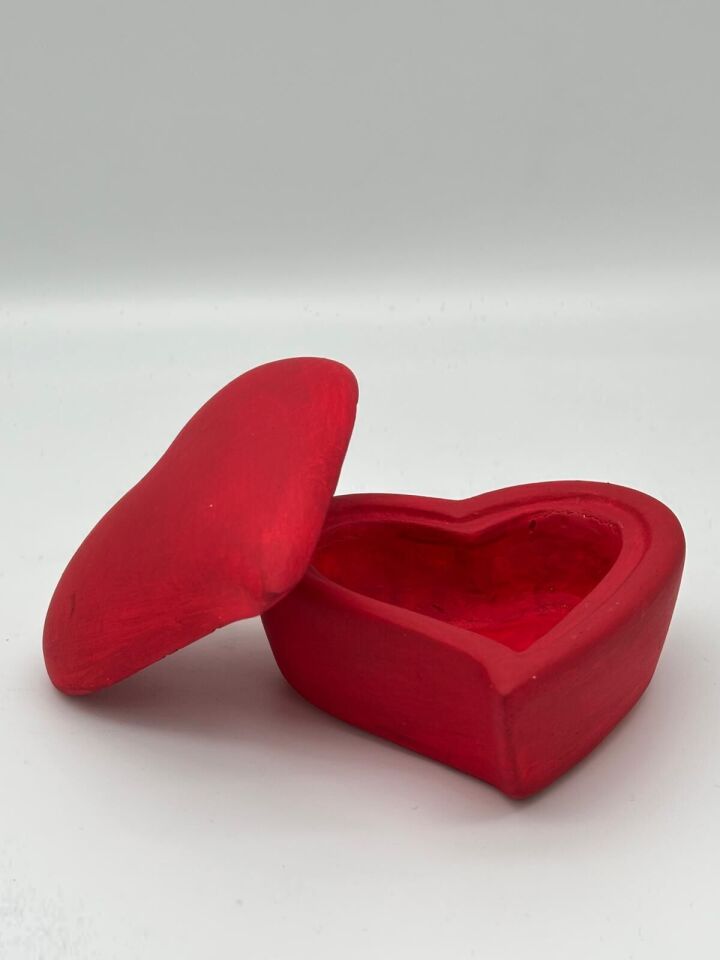 Kalpli Kapaklı Takı Kutusu Kırmızı