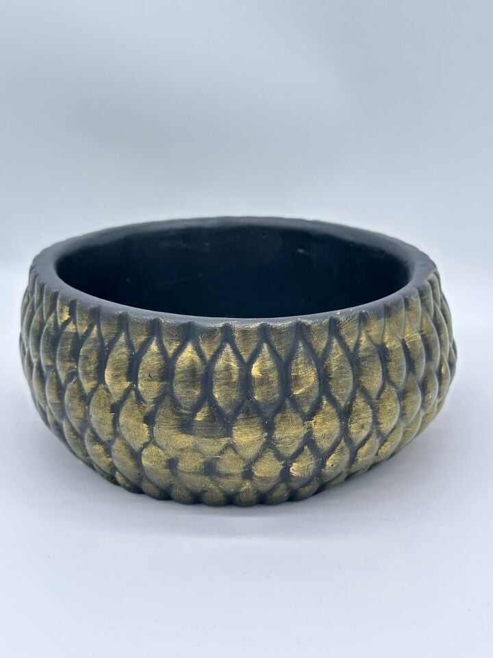 Derin Desenli Saksı Gold